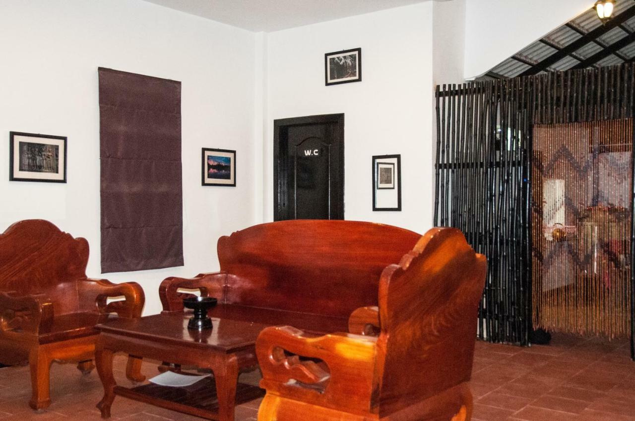 Private Boutique Home With Pool, The Fin Inn Siem Reap Exterior photo